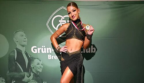 1. Platz für Nikole Neubauer bei der GLM Solo Latein