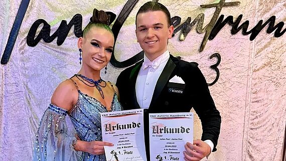 Julian und Janina Platz 1 in Norderstedt 